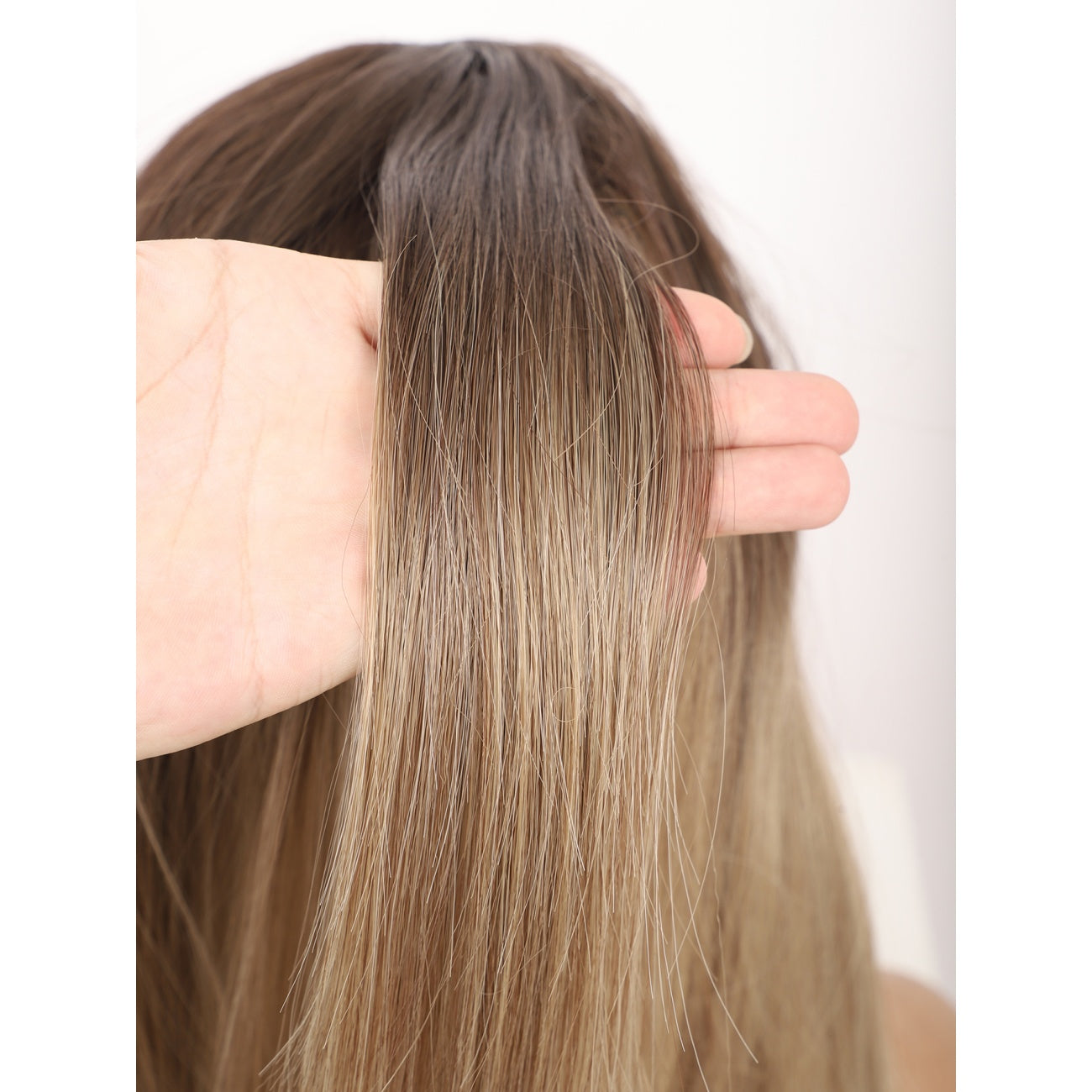 28 inches Ombre Mix blonde Wigs Women's Silky Long Straight Wig Heat Resistant Synthetic Wig With Bangs Hair Wig for Women